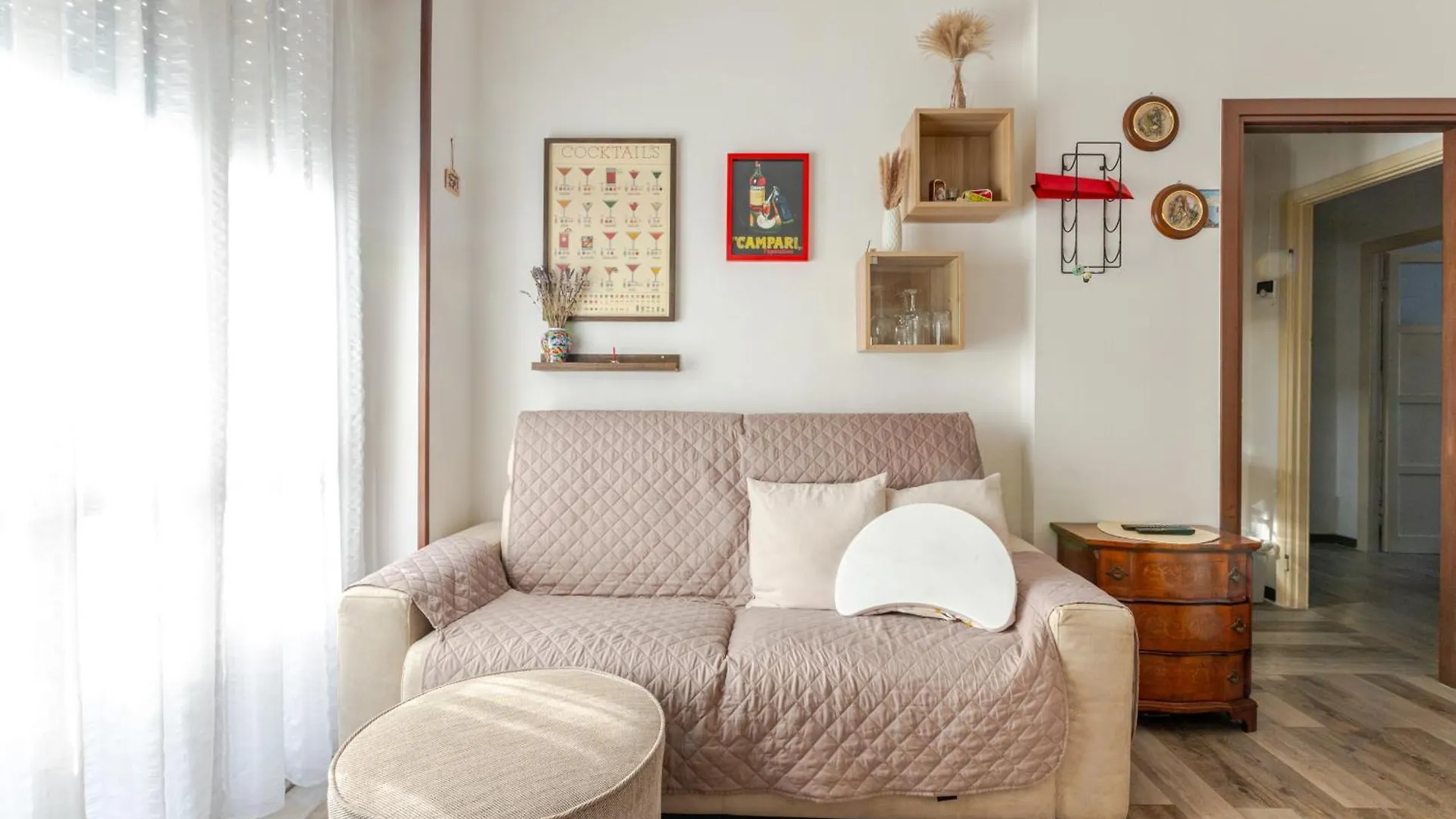Modern Apartment Near Rogoredo Milan