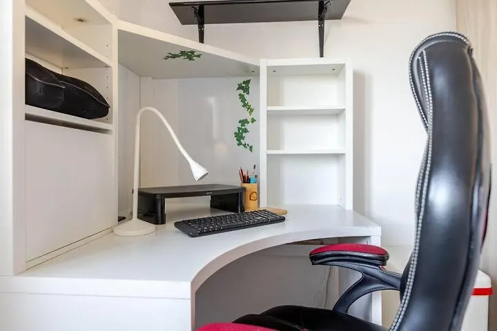 Modern Apartment Near Rogoredo Milano