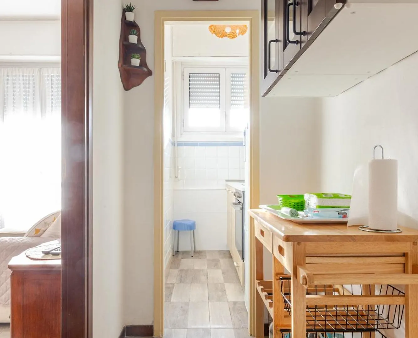 Modern Apartment Near Rogoredo Milano Italien